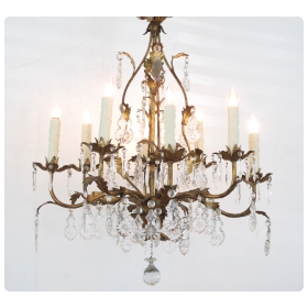  elegant italian 1960's hollywood regency 8-light gilt-tole chandelier