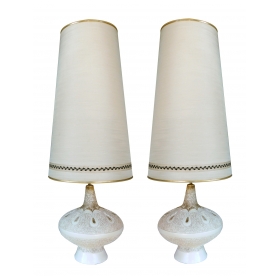  Chic Pair of American 1960's Ivory and Brown Lava Glaze Chalkware Lamps 