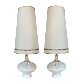  Chic Pair of American 1960's Ivory and Brown Lava Glaze Chalkware Lamps 