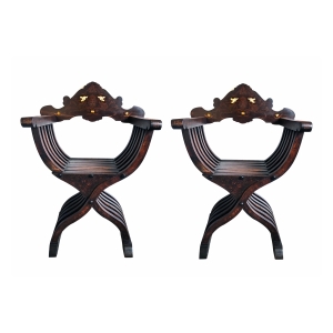 Fine Quality Pair of Florentine Walnut and Bone Inlaid Savonarola X-frame Chairs with Medici Crest 