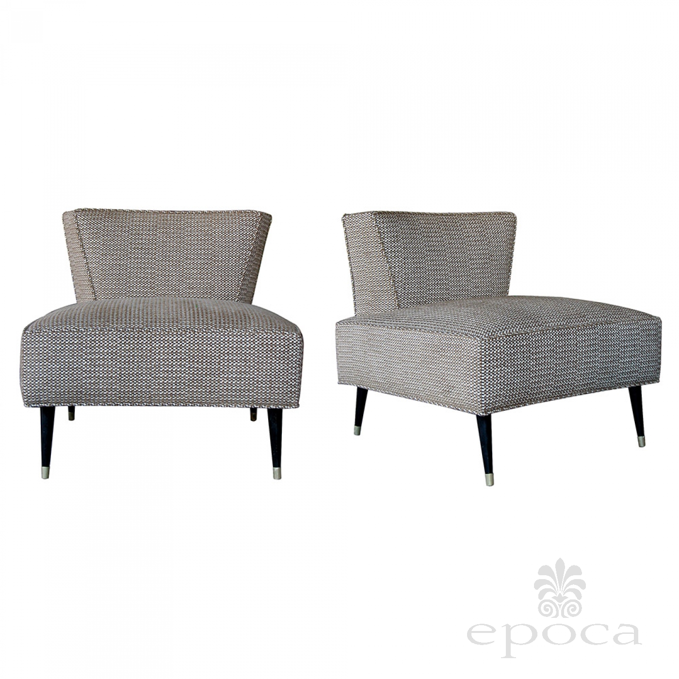 A Stylish And Generously Proportioned Pair Of American Mid Century A Stylish And Generously Proportioned Pair Of American Mid Century Wedge Back Chairs