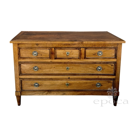 Italian Neoclassical Walnut 3-Drawer Chest, Circa 1800.