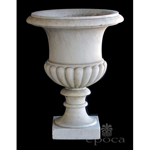 shapely italian neoclassical style carved carrara marble campagna urn 